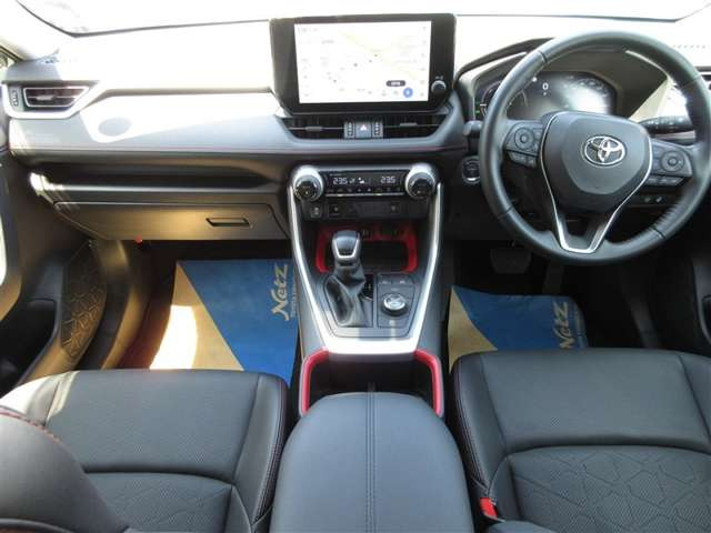 RAV42.5 ハイブリッド アドベンチャー オフロードパッケージ II E-Four 4WD