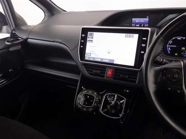 ノア1.8 ハイブリッド Si W×B II