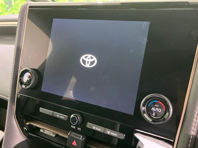 �y9.8�C���` �f�B�X�v���C�I�[�f�B�I�z���ʂ̃f�B�X�v���C��AppleCarPlay��AndroidAuto�����p�\�B�傫�ȉ�ʂŃX�}�z�i�r�A�v���������p���������܂���