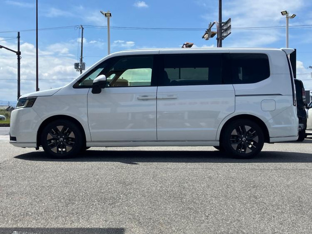ステップワゴン2.0 e:HEV スパーダ