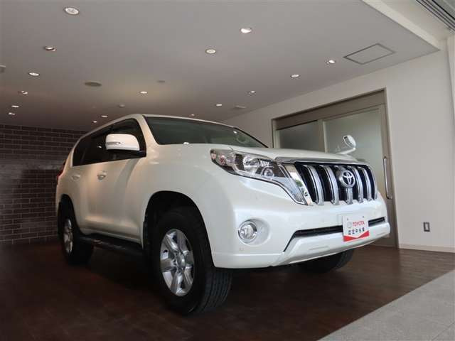 ランドクルーザープラド2.8 TX ディーゼル 4WD