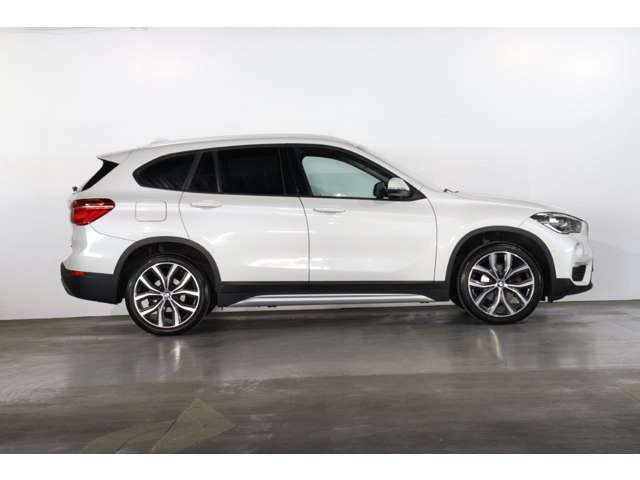 X1xドライブ 18d xライン 4WD