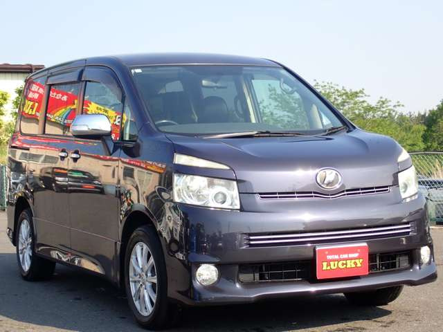 ヴォクシー2.0 ZS 煌 4WD