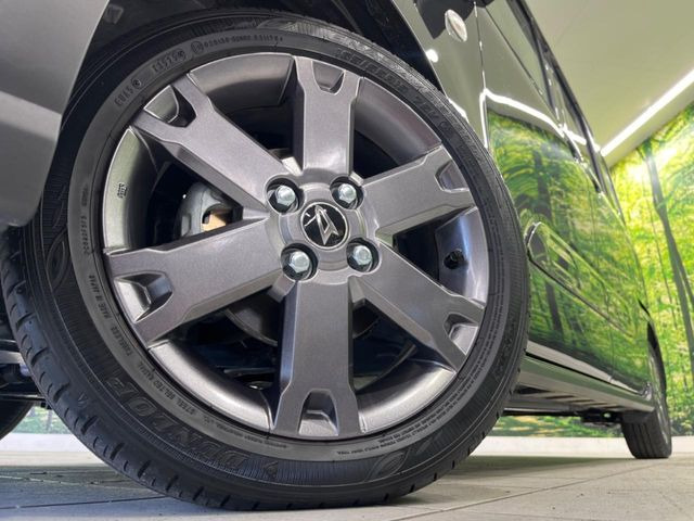�y����15�C���`�A���~�z�C�[���z�O�ςɃ}�b�`���������A���~�z�C�[���𑕒����Ă���܂��B�e��ЊO�A���~�z�C�[����A�X�^�b�h���X�^�C�����戵�����Ă���܂��B���񂲑��k����������