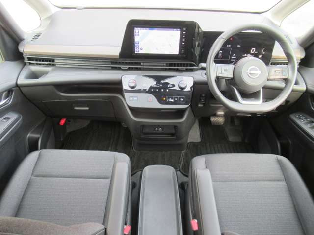 セレナ1.4 e-POWER ハイウェイスターV