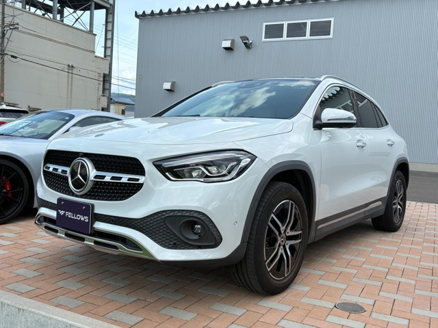 GLAクラスGLA200d 4マチック 4WD