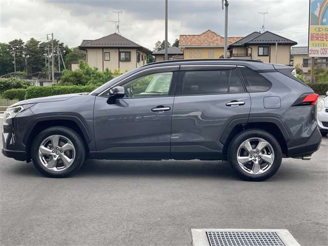 RAV42.5 ハイブリッド G E-Four 4WD