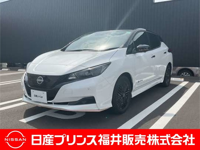 リーフX Vセレクション 90周年記念車