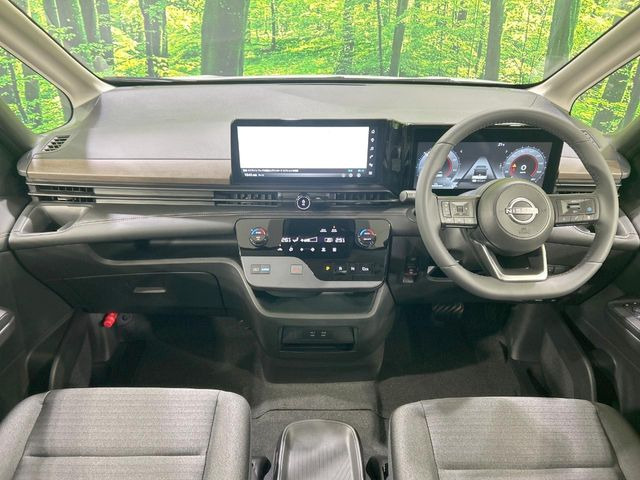 セレナ1.4 e-POWER ハイウェイスターV