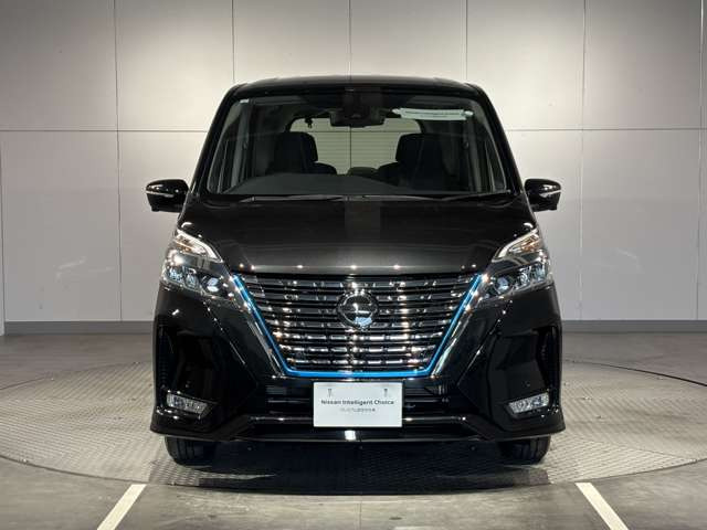 セレナ1.2 e-POWER ハイウェイスターV