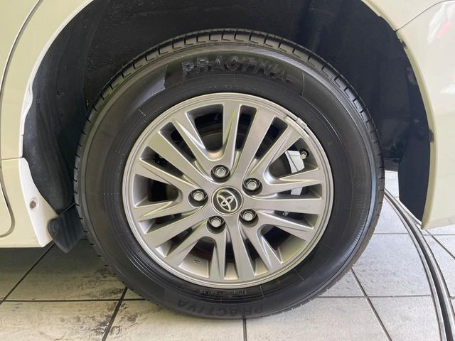 �y����15�C���`�A���~�z�C�[���z�O�ςɃ}�b�`���������A���~�z�C�[���𑕒����Ă���܂��B�e��ЊO�A���~�z�C�[����A�X�^�b�h���X�^�C�����戵�����Ă���܂��B���񂲑��k����������