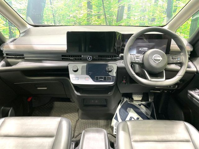セレナ1.4 e-POWER ハイウェイスターV 90周年記念車