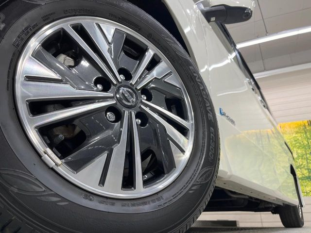 �y�����A���~�z�C�[���z�O�ςɃ}�b�`���������A���~�z�C�[���𑕒����Ă���܂��B�e��ЊO�A���~�z�C�[����A�X�^�b�h���X�^�C�����戵�����Ă���܂��B���񂲑��k����������
