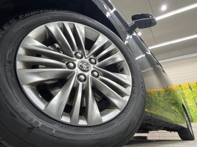 �y�����A���~�z�C�[���z�O�ςɃ}�b�`���������A���~�z�C�[���𑕒����Ă���܂��B�e��ЊO�A���~�z�C�[����A�X�^�b�h���X�^�C�����戵�����Ă���܂��B���񂲑��k����������