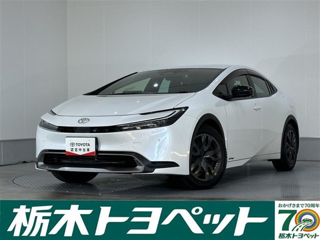 プリウス2.0 G E-Four 4WD