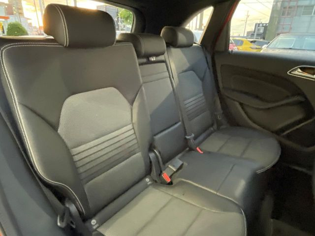 ���㕔���Ȃ��C�ɂȂ�悤�ȃL�Y�E�����ւ��蓙�A�傫�ȃ_���[�W�͂Ȃ��A�ǍD�ȏ�Ԃł��B