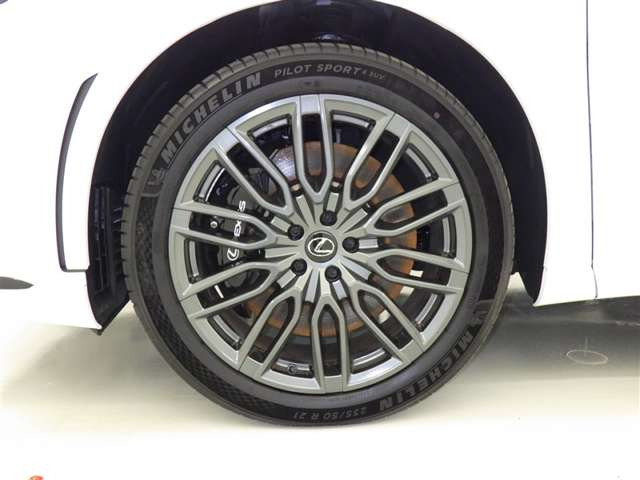 RX500h Fスポーツパフォーマンス 4WD
