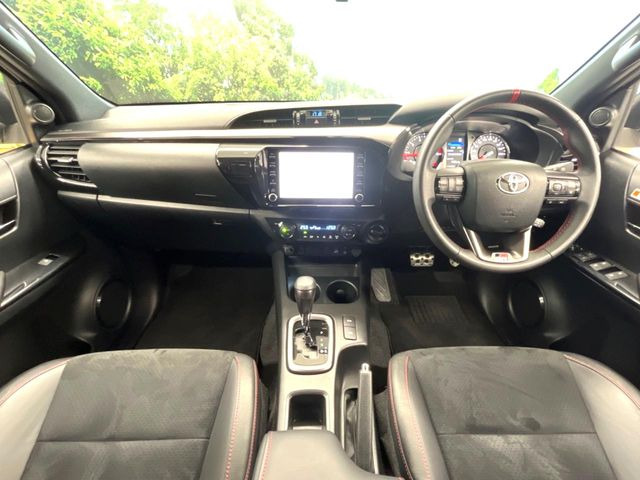 ハイラックス2.4 Z GRスポーツ ディーゼル 4WD