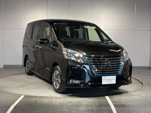 セレナ1.2 e-POWER ハイウェイスターV