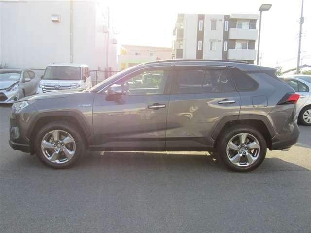 RAV42.5 ハイブリッド G E-Four 4WD