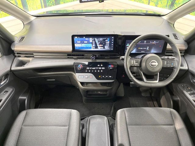 セレナ1.4 e-POWER ハイウェイスターV