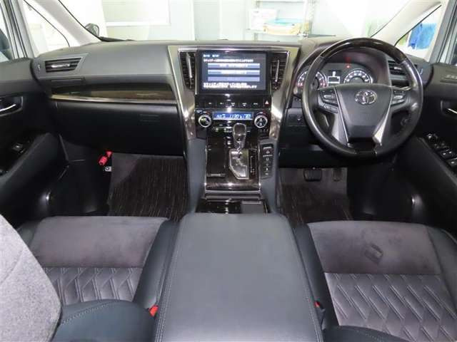 ヴェルファイア2.5 Z Gエディション 4WD