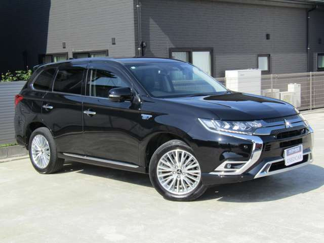 アウトランダーPHEV 2.4 G 4WD