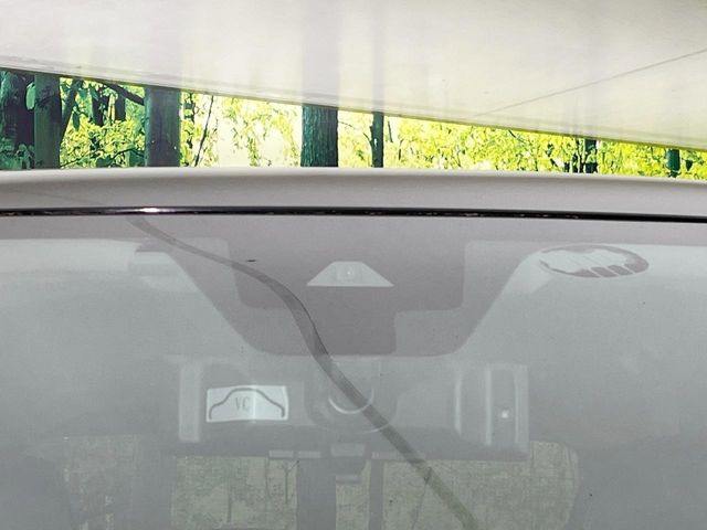 �y�C���e���W�F���g�G�}�[�W�F���V�[�u���[�L�z�t�����g�J�����őO���̎ԗ�����s�҂����m�B�Փ˂������Ȏ��͏Փ˔�Q�y���u���[�L���쓮�A�Փˉ�����T�|�[�g�B�����S�Ƀh���C�u�����y���݂��������܂��B