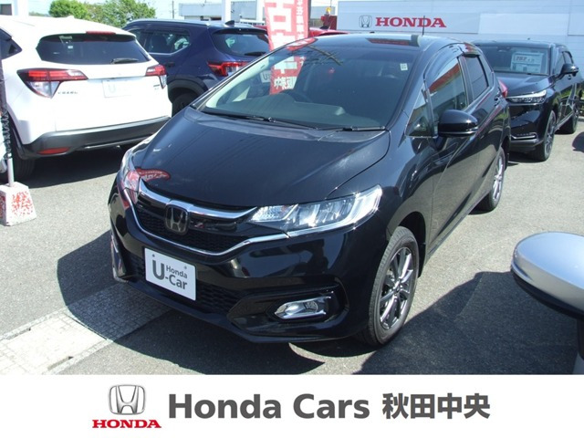フィット1.3 13G L ホンダセンシング 4WD