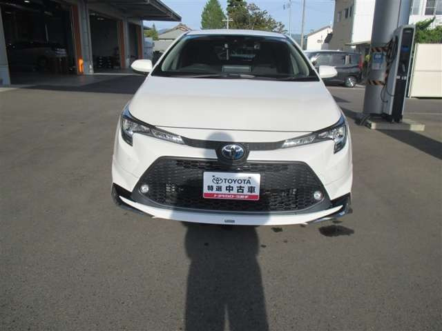 カローラツーリング1.8 ハイブリッド S E-Four 4WD