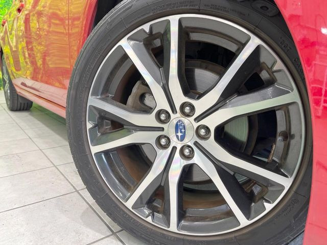 �y����17�C���`�A���~�z�C�[���z�O�ςɃ}�b�`���������A���~�z�C�[���𑕒����Ă���܂��B�e��ЊO�A���~�z�C�[����A�X�^�b�h���X�^�C�����戵�����Ă���܂��B���񂲑��k����������