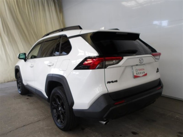 RAV42.0 アドベンチャー オフロードパッケージ 4WD