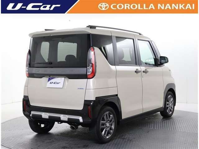 デリカミニT プレミアム 4WD