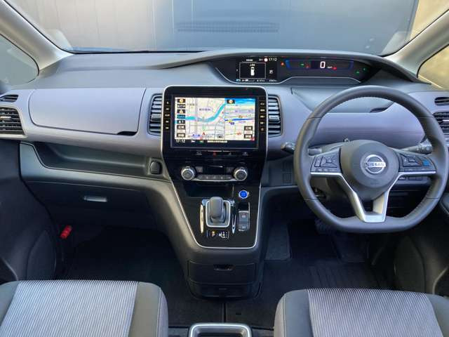 セレナ1.2 e-POWER ハイウェイスターV