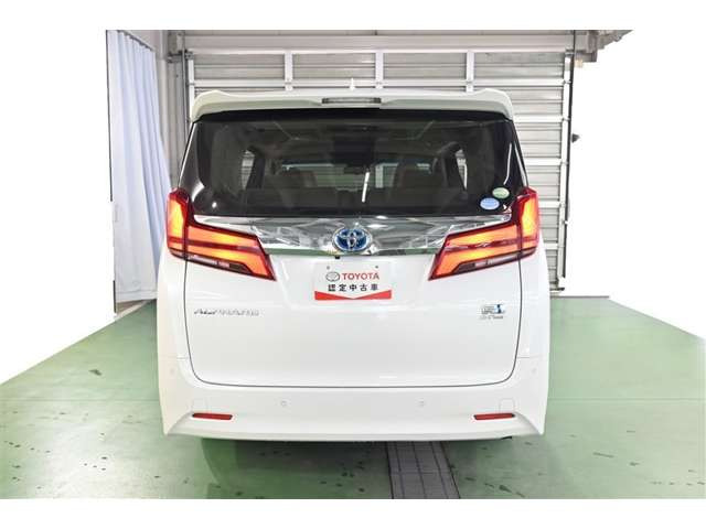 アルファードハイブリッド 2.5 X E-Four 4WD