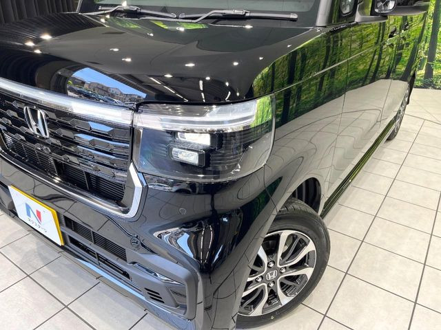 �yLED�w�b�h���C�g�z���V����ԑ��s�����ǍD�Ȏ��E���m�ۂ����S���ĉ^�]�ł��鍂�P�xLED�w�b�h���C�g�𑕔�!�_�����x�������A����d�͂��}�����Ă��܂��B