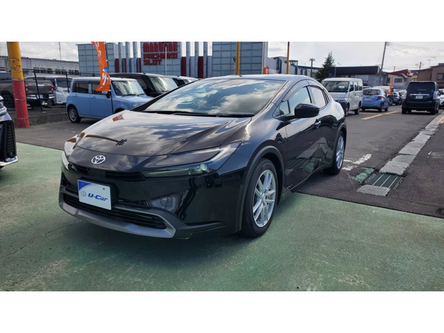 プリウス2.0 G E-Four 4WD