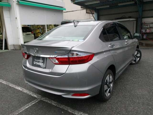 グレイス1.5 ハイブリッド LX 4WD