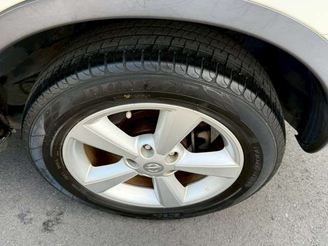 気になるお車がありましたら右の電話番号から直接お店にお問い合わせください。支払方法から車両情報、状態までなんでもご説明させて頂きます。スタッフ一同ご連絡お待ちしております。