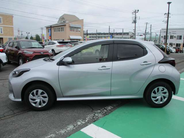 ヤリス1.5 X 4WD