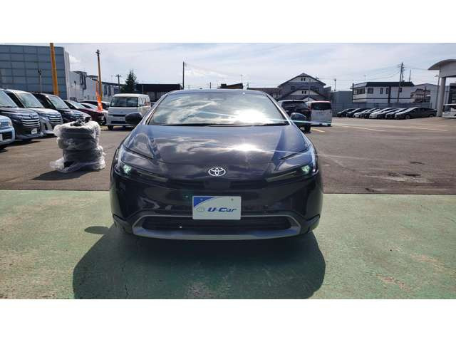 プリウス2.0 G E-Four 4WD