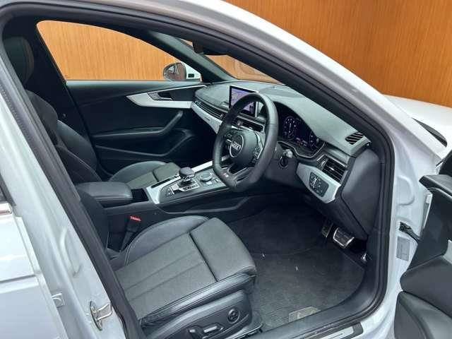 A445 TFSI クワトロ スポーツ 4WD