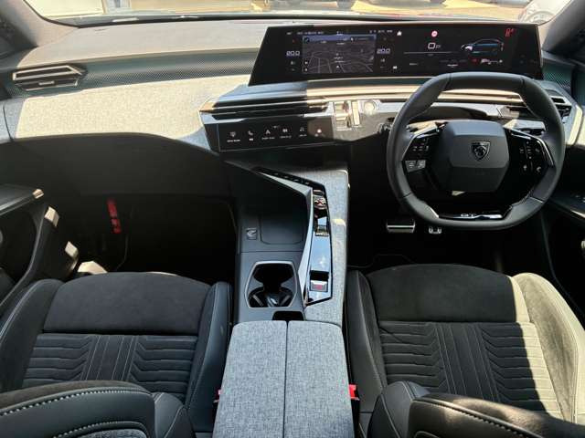 3008GT ハイブリッド アルカンタラパッケージ