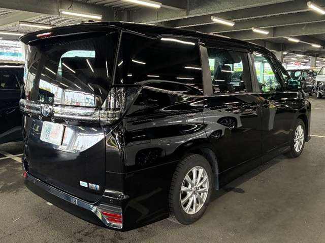 ヴォクシー