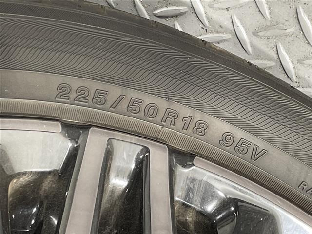 オデッセイ2.0 e:HEV アブソルート EX