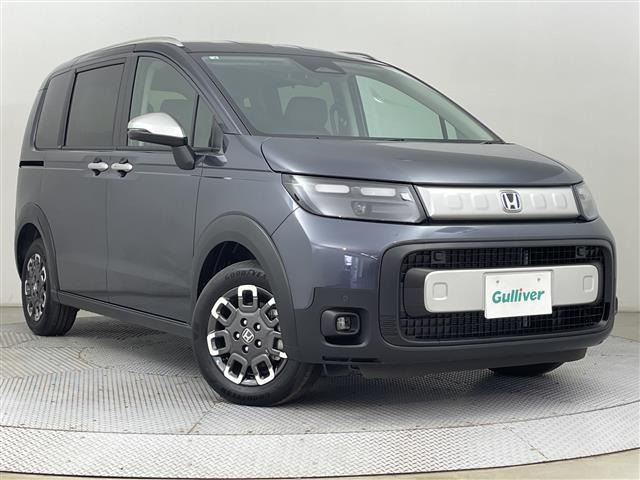 フリード1.5 e:HEV クロスター 4WD