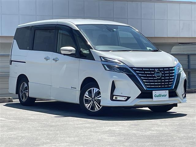 セレナ1.2 e-POWER ハイウェイスターV