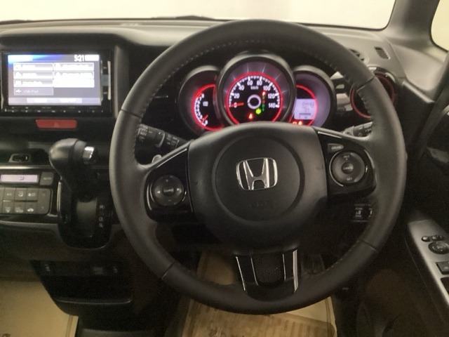N-BOXカスタムG ターボ Lパッケージ 4WD