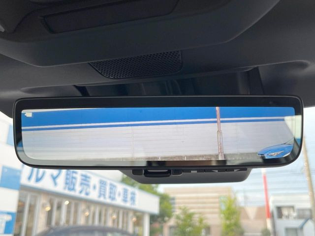 �y�X�}�[�g�����r���[�~���[�z��Ȃ̑傫�ȉו��⓯��҂Ō�����m�F���Â炢���ł����S!�J�������B�e�����ԗ�����̉f�������[���~���[���ɕ\���B�N���A�Ȏ��E�ŏ󋵂̊m�F���\�ł�!