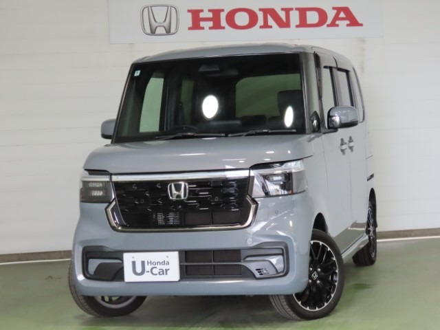 N-BOXカスタムターボ コーディネートスタイル モノトーン 4WD